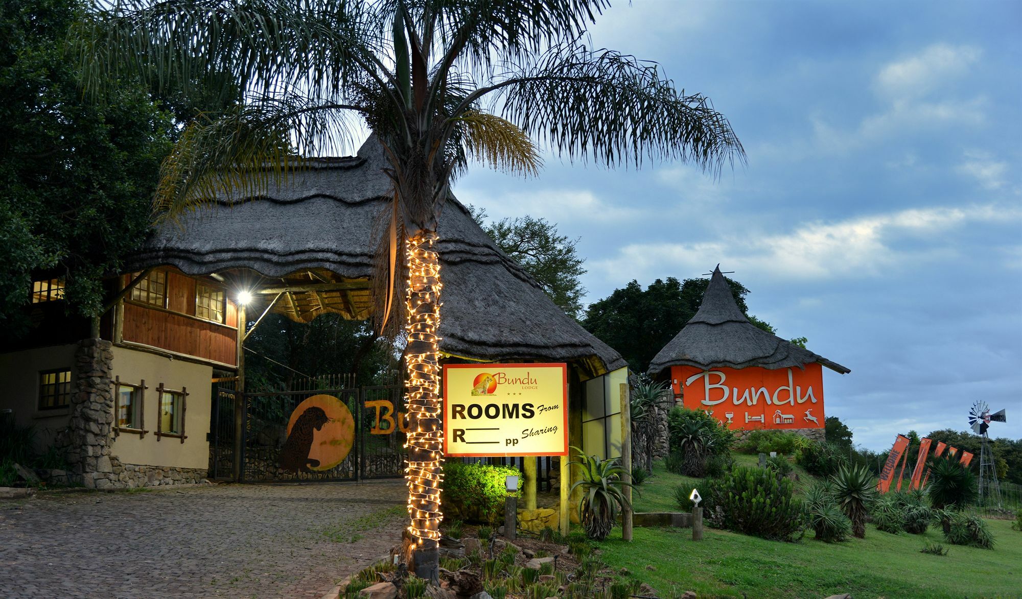 Ebundu Lodge 白河 外观 照片